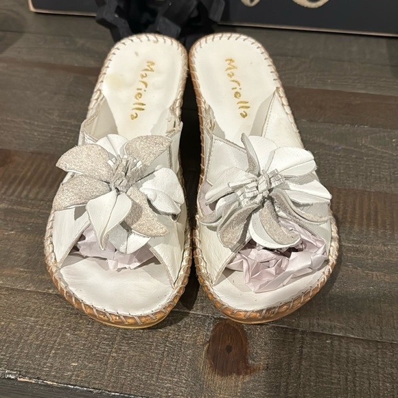 Mariella flower sandals - Picture 2 of 6